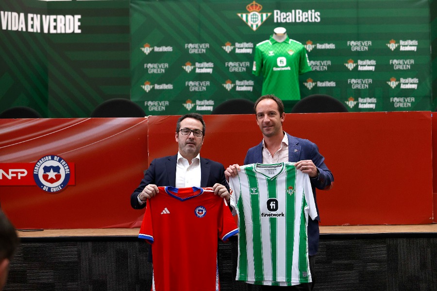 Betis Week aterriza en Chile para compartir experiencia con clubes