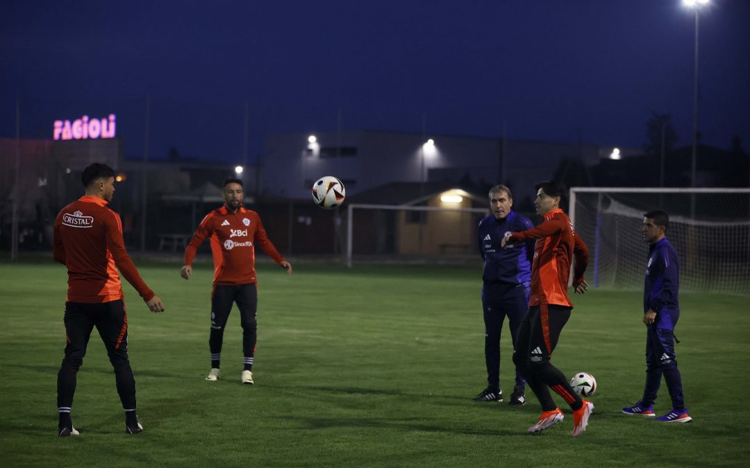 Gareca convoca de emergencia a 4 jugadores a La Roja